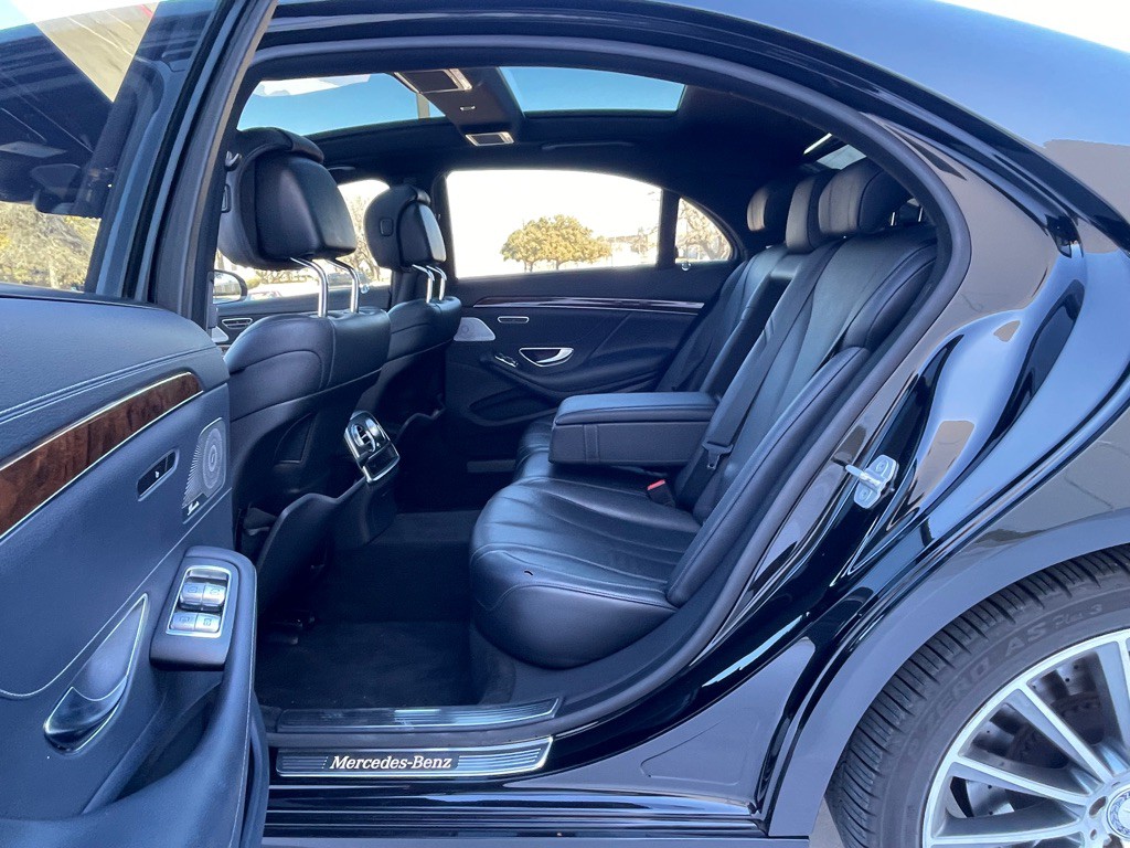 2015 Mercedes-Benz S-Class Image 10