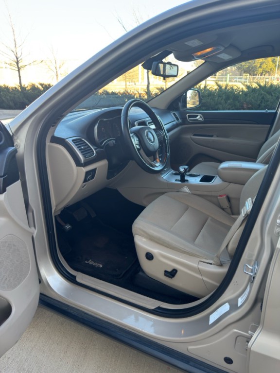 2014 Jeep Grand Cherokee Image 9