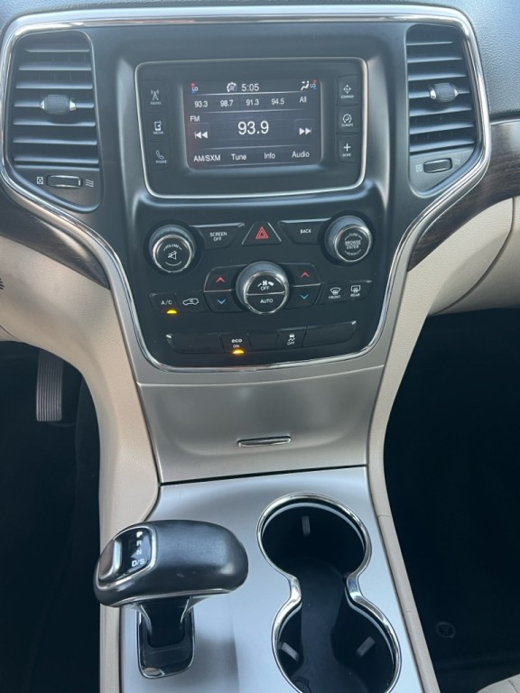 2014 Jeep Grand Cherokee Image 18