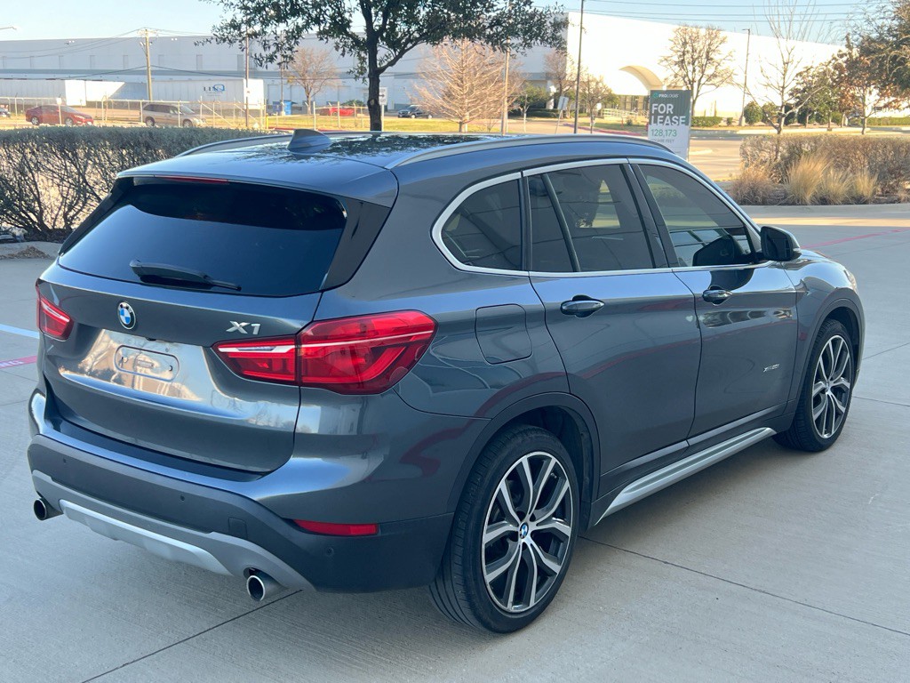 2016 BMW X1 Image 5