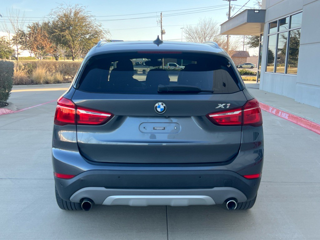 2016 BMW X1 Image 6