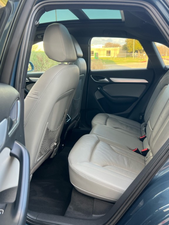 2016 Audi Q3 Image 10