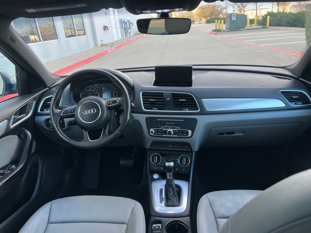 2016 Audi Q3 Image 30