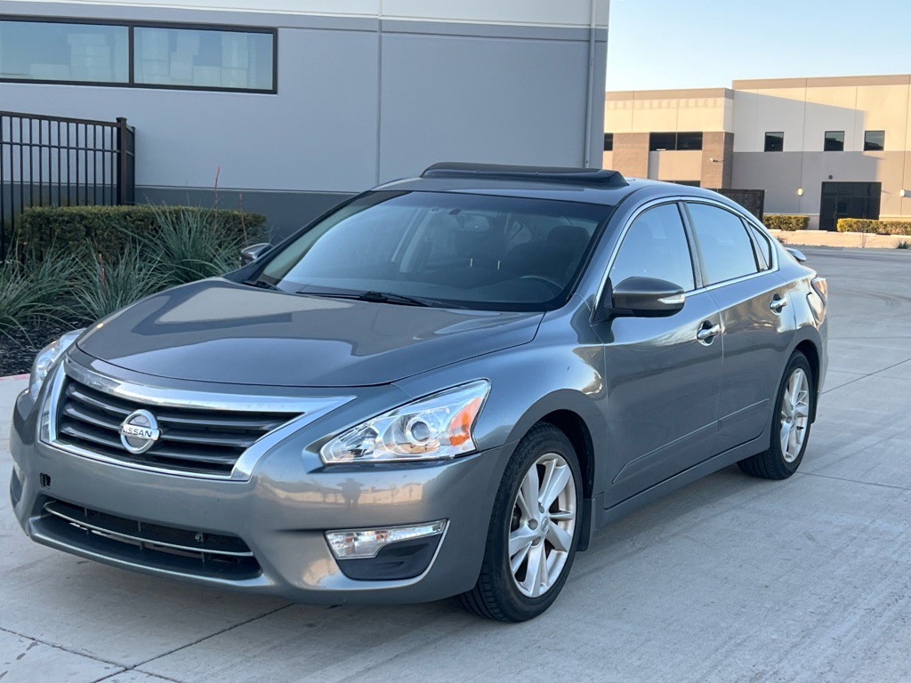 2015 Nissan Altima Image 3