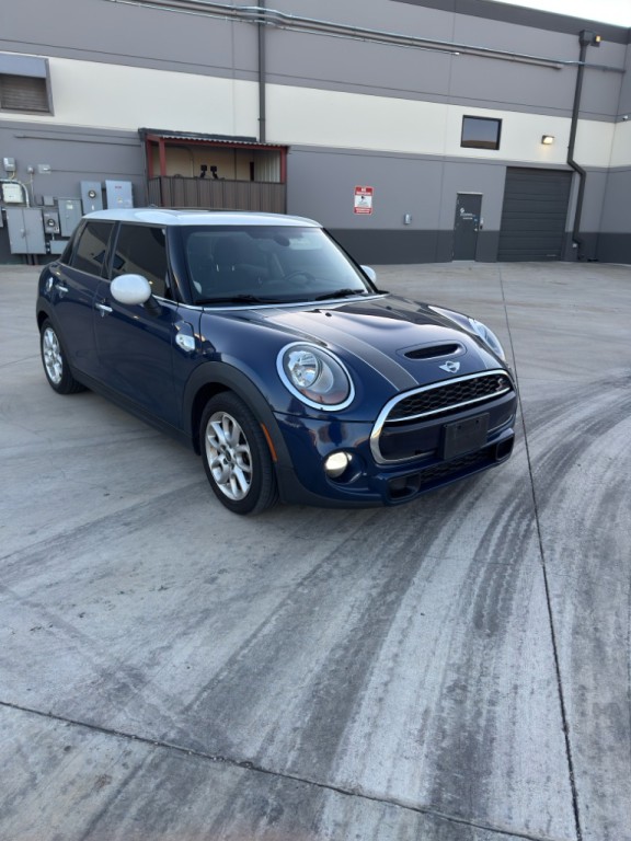 2015 MINI Cooper Image 3