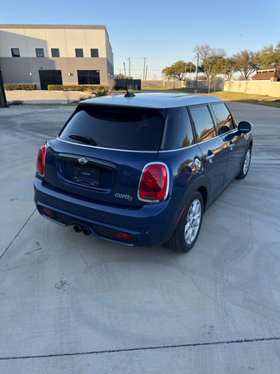 2015 MINI Cooper Image 4