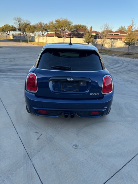 2015 MINI Cooper Image 5