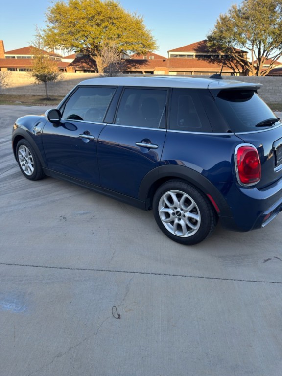 2015 MINI Cooper Image 7