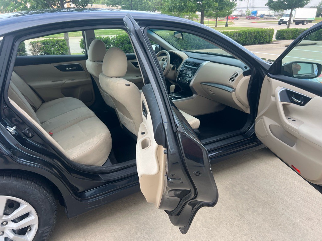 2015 Nissan Altima Image 14