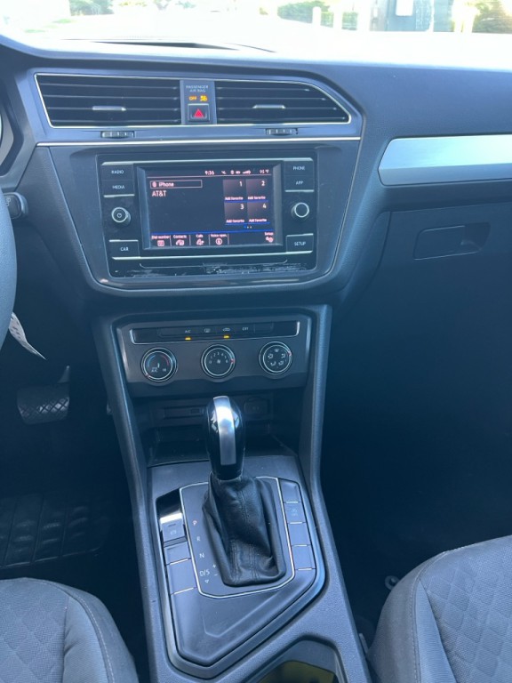 2018 Volkswagen Tiguan Image 17