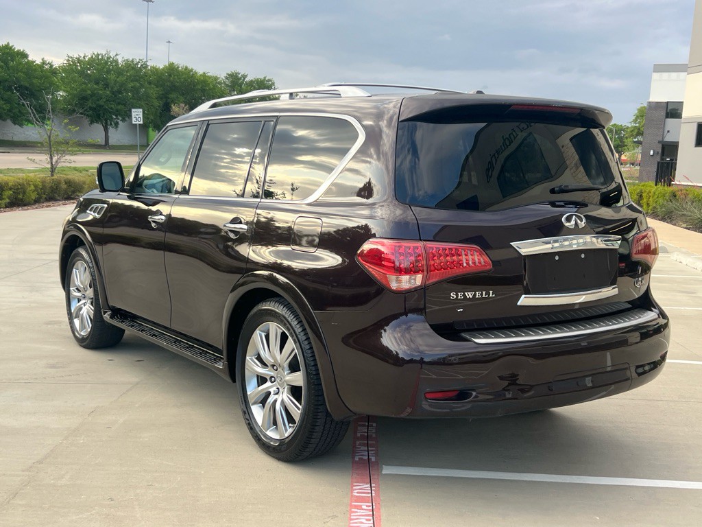2013 INFINITI QX56 Image 6
