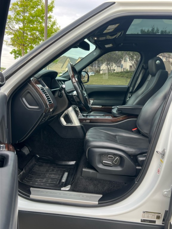 2015 Land Rover Range Rover Image 10