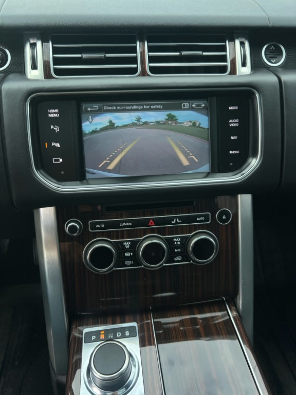 2015 Land Rover Range Rover Image 20