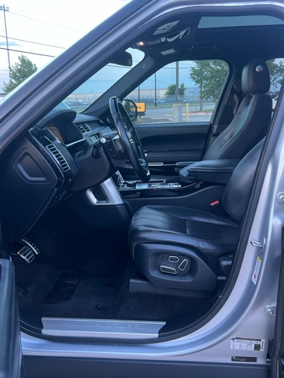 2015 Land Rover Range Rover Image 9