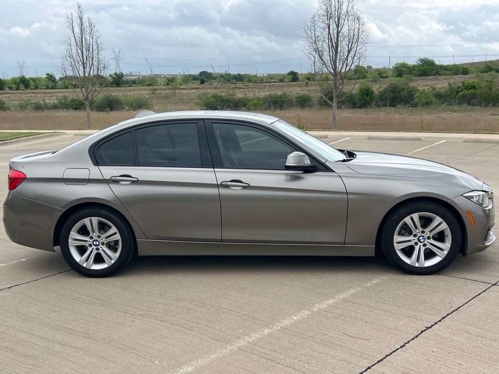 2016 BMW 3 Series Image 8
