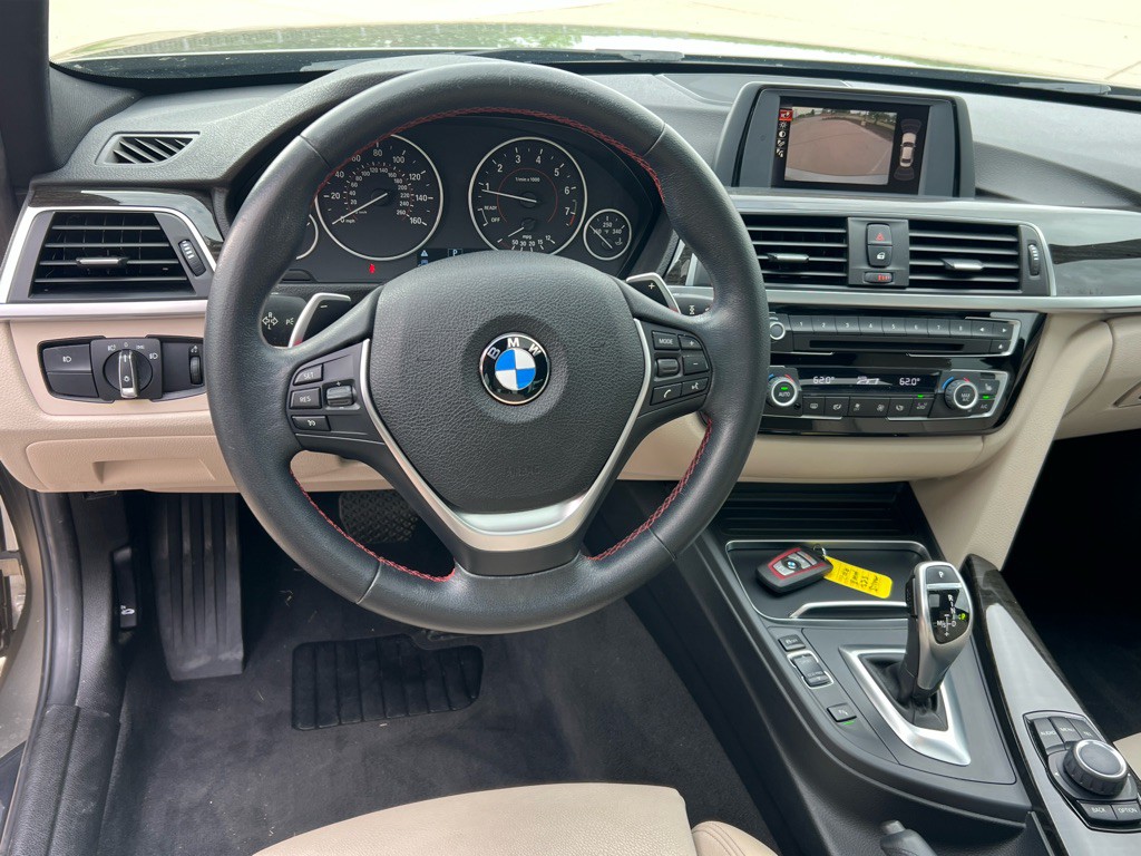 2016 BMW 3 Series Image 15