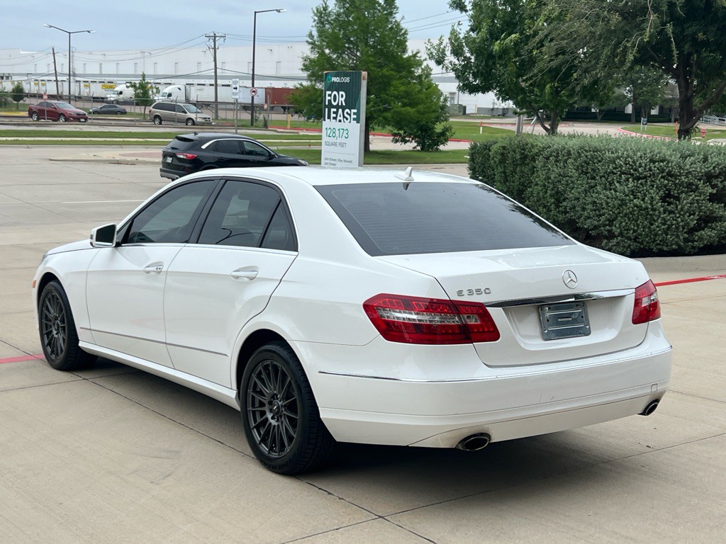 2013 Mercedes-Benz E-Class Image 6