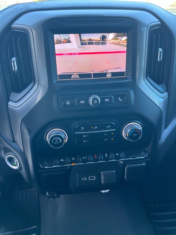 2023 Chevrolet Silverado 1500 Image 17
