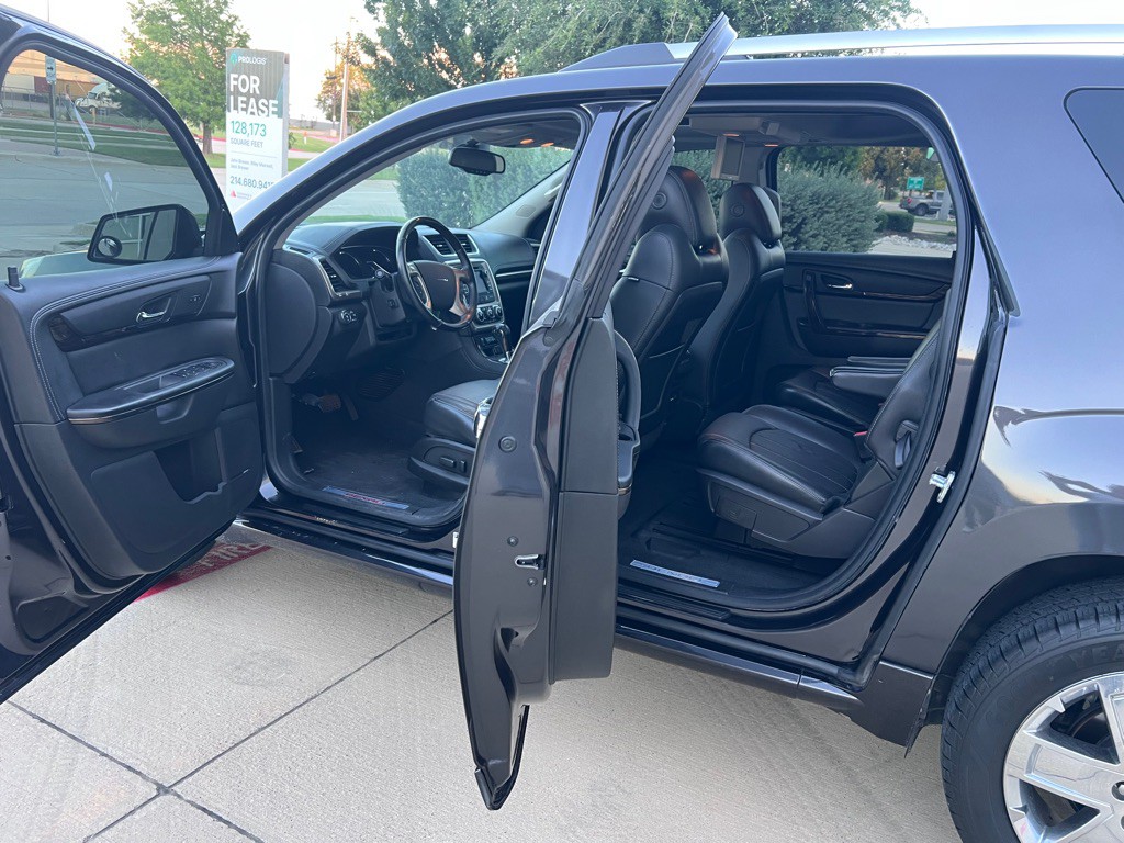 2016 GMC Acadia Image 14