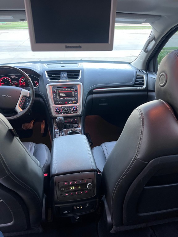 2016 GMC Acadia Image 18