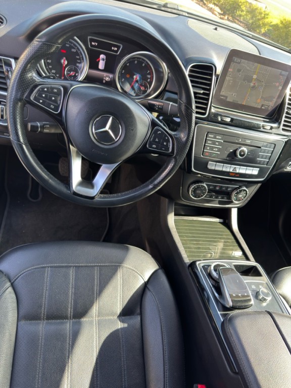 2018 Mercedes-Benz GLE-Class Image 12