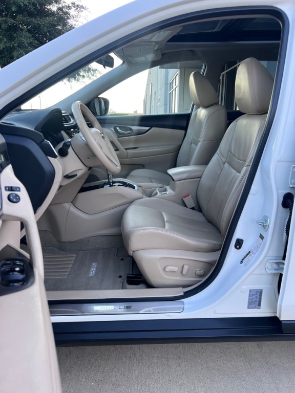 2014 Nissan Rogue Image 9