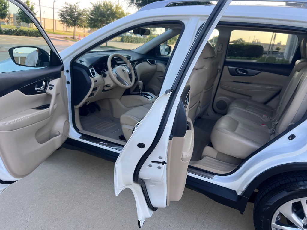 2014 Nissan Rogue Image 11