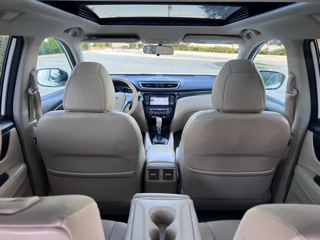 2014 Nissan Rogue Image 16