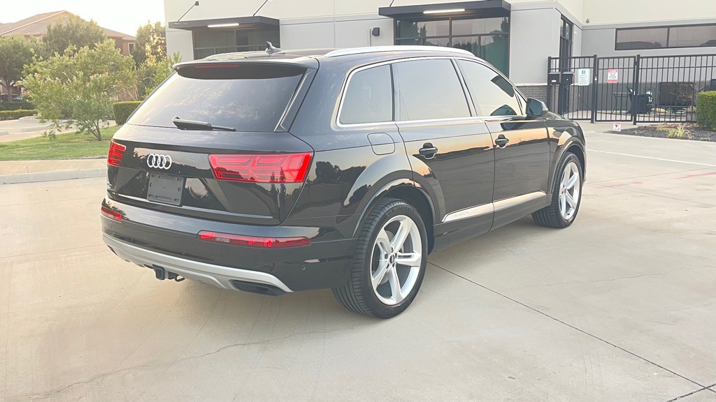 2019 Audi Q7 Image 6