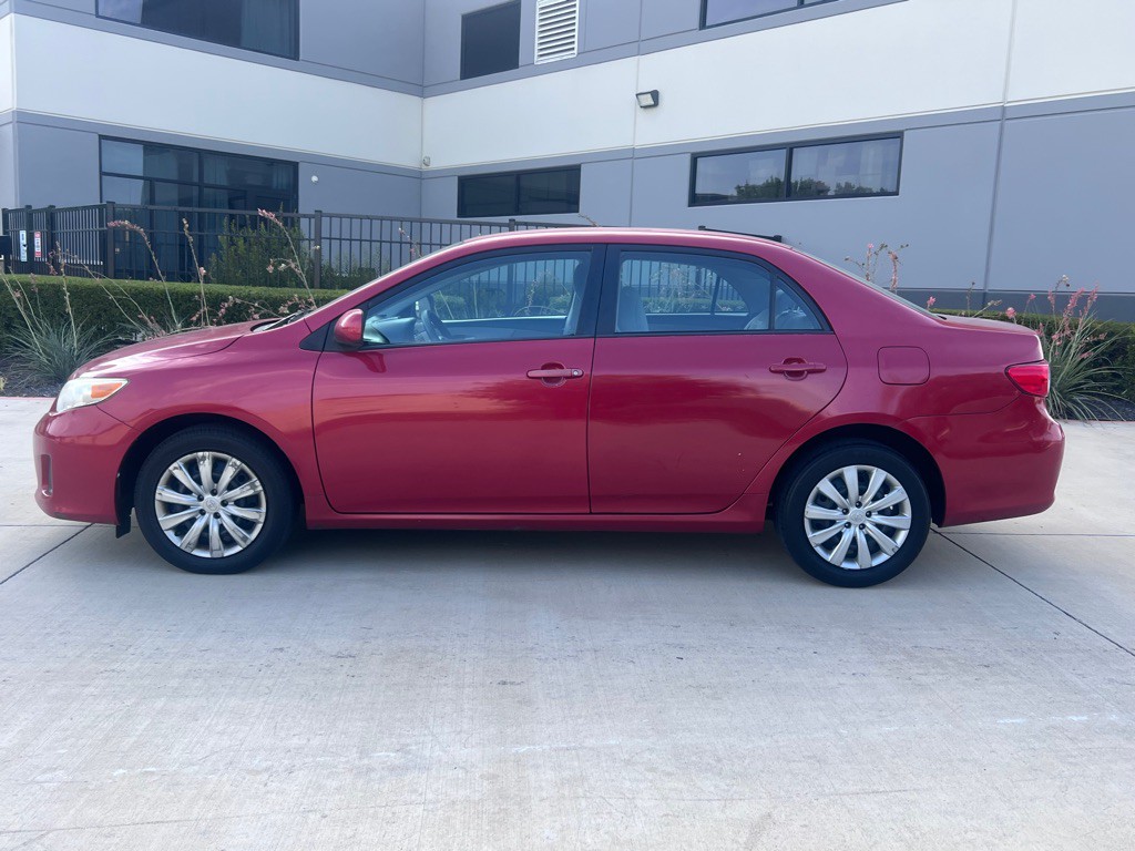 2012 Toyota Corolla Image 7