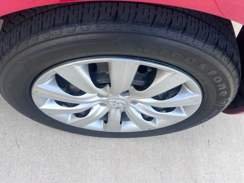 2012 Toyota Corolla Image 18