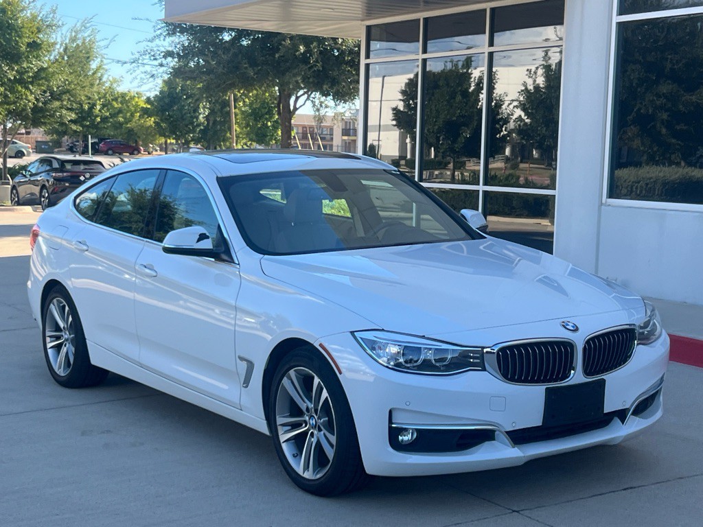 2016 BMW 3 Series Image 3
