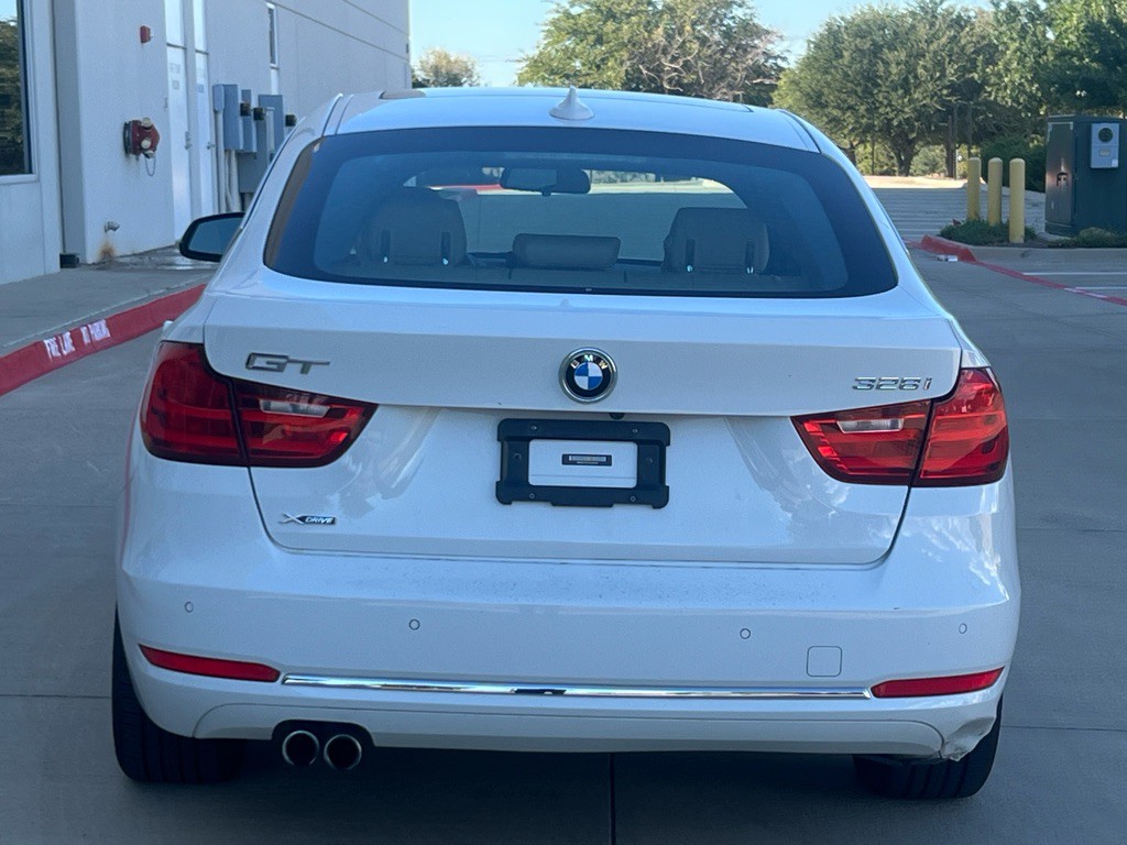 2016 BMW 3 Series Image 5