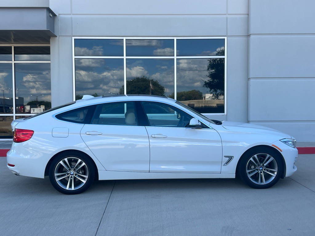2016 BMW 3 Series Image 7