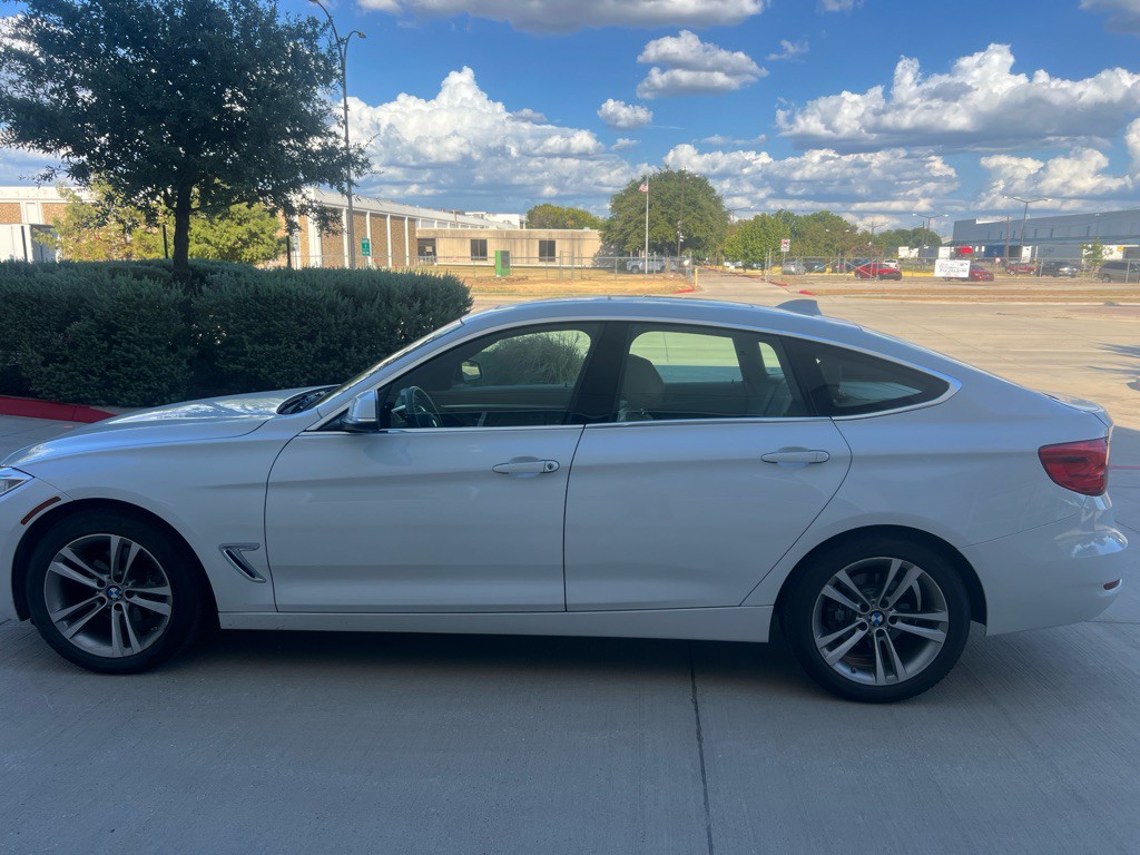 2016 BMW 3 Series Image 8