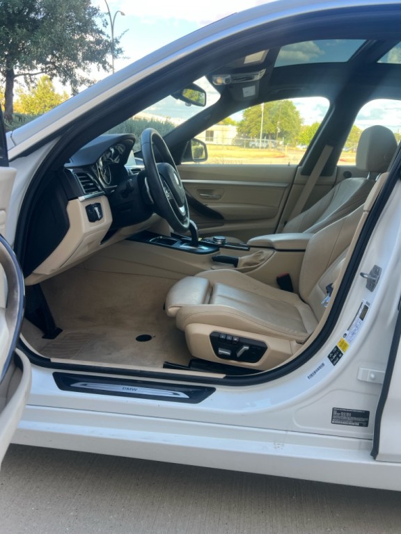 2016 BMW 3 Series Image 9