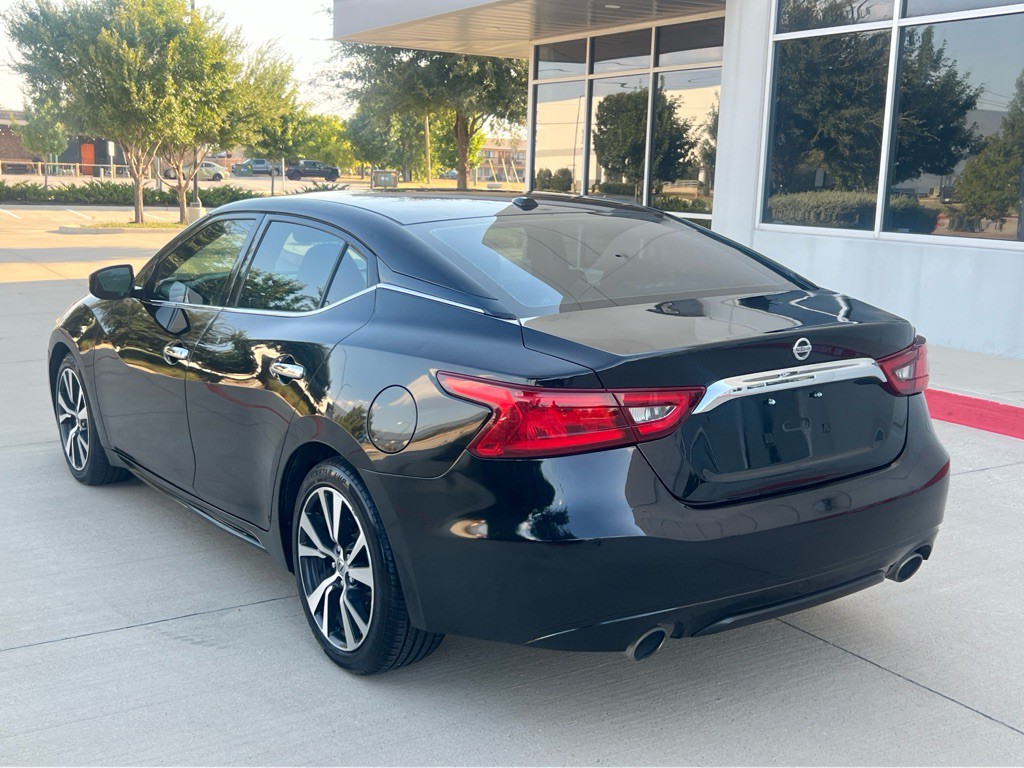 2017 Nissan Maxima Image 7