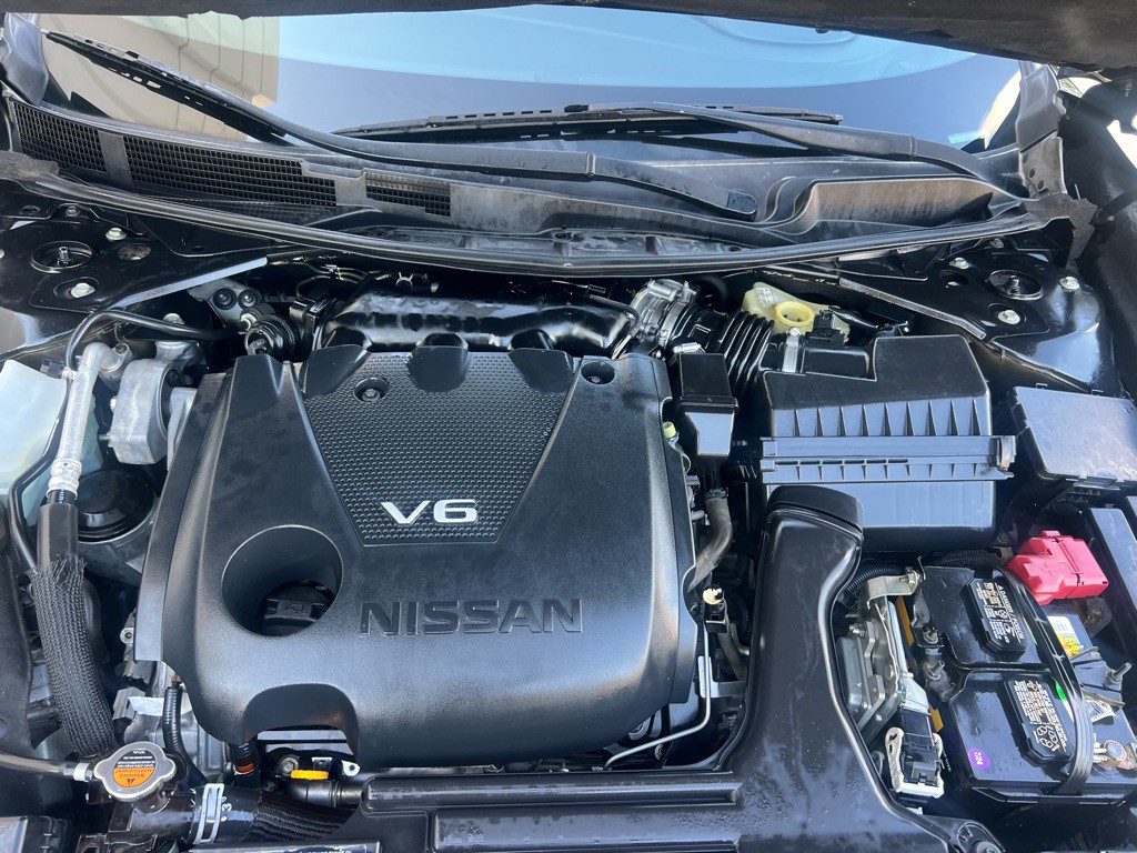 2017 Nissan Maxima Image 19