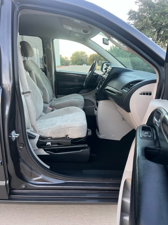 2016 Dodge Grand Caravan Image 13