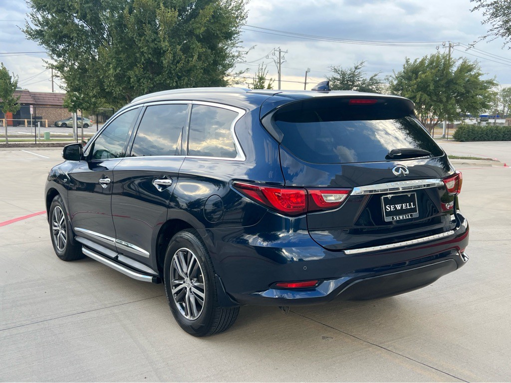 2017 INFINITI QX60 Image 7