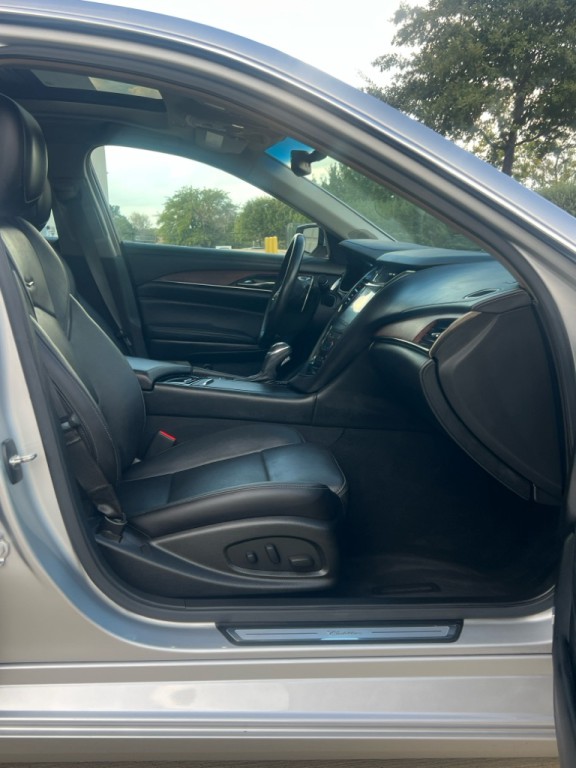 2016 Cadillac CTS Image 12