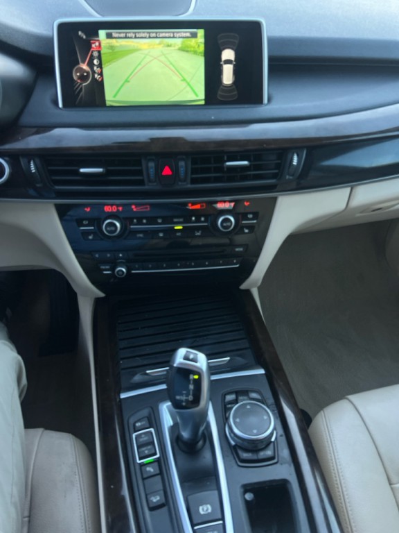 2015 BMW X5 Image 17