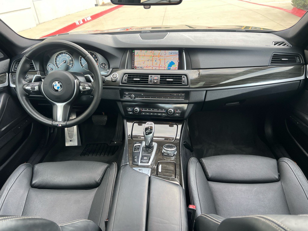 2016 BMW 5 Series Image 15