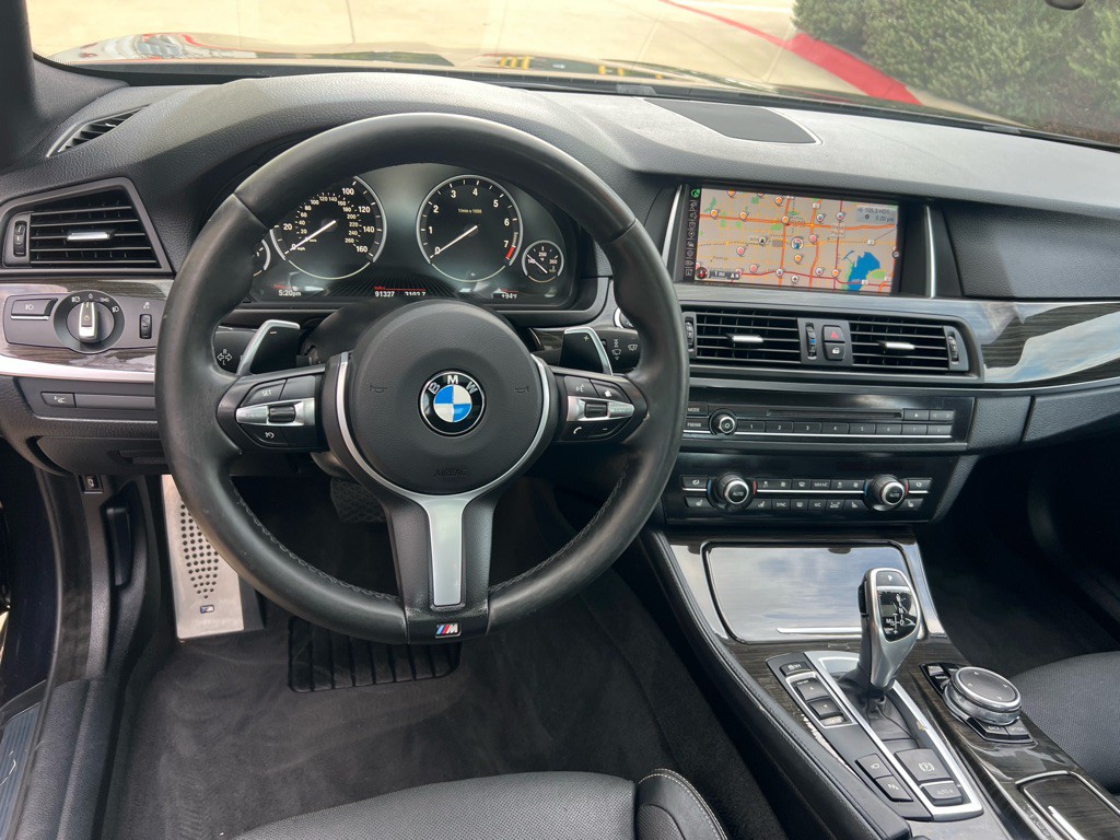 2016 BMW 5 Series Image 16