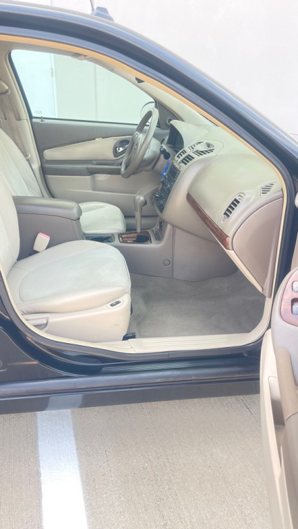 2005 Chevrolet Malibu Image 12