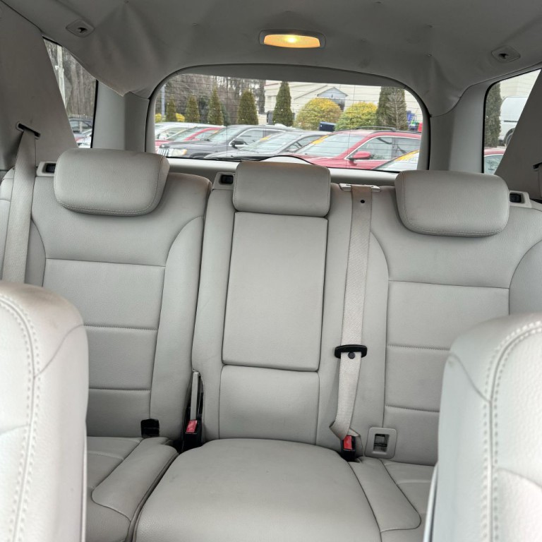 2011 Mercedes-Benz M-Class Image 11