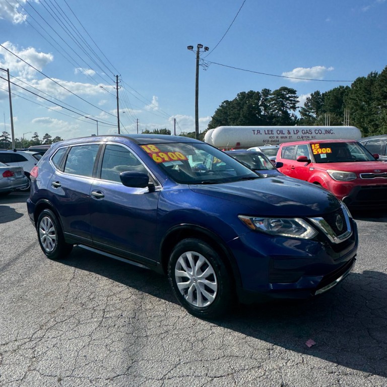 2018 Nissan Rogue Image 2