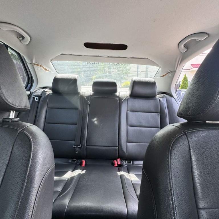 2009 Volkswagen Jetta Image 9