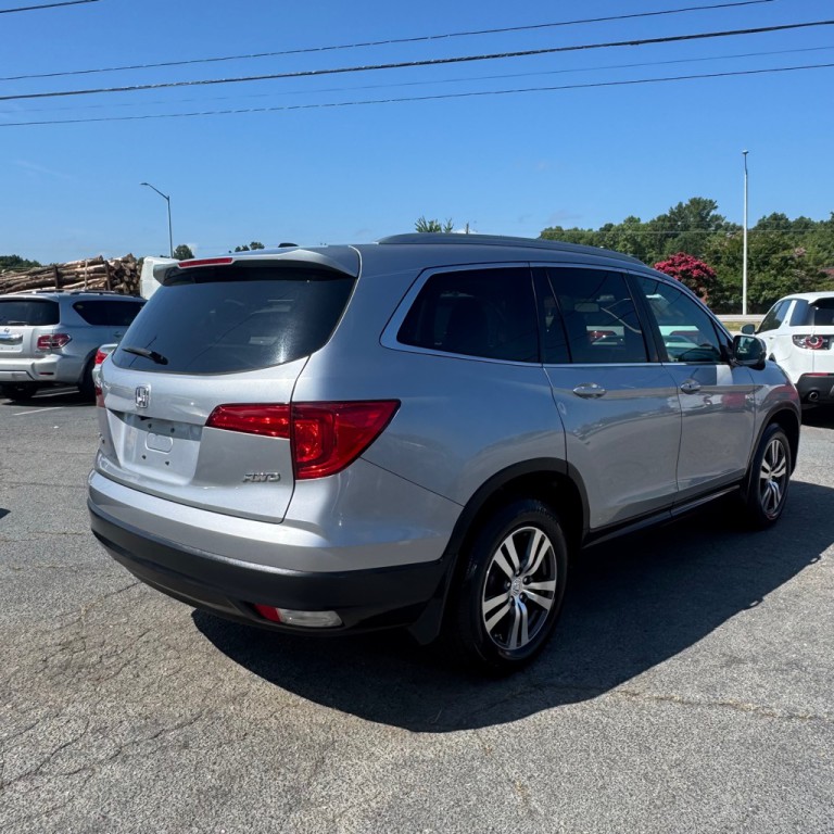 2017 Honda Pilot Image 3