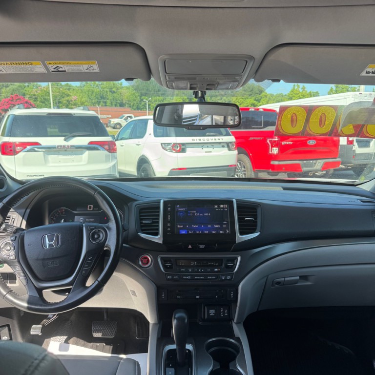 2017 Honda Pilot Image 7
